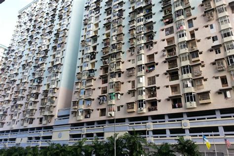 Our simple apartment has 2 available rooms which can comfortably accommodate up to 5 adults with extra spaces for more people. Sri Impian Apartment, Farlim property & real estate ...