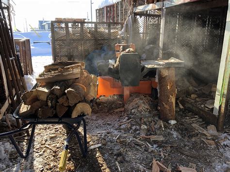 緊急事態宣言にともない閉鎖していましたパレットヒルズパークゴルフ場・キャンプ場を6月21日(月)より再開いたします。皆様のご利用お待ちしております。#北海道 #鷹栖町 #パレットヒルズ #キャンプ場 — 鷹栖町 地域おこし協力隊 (@tks_kyoryokutai) june 19, 2021 北海道は緊急事態宣言 - COOPER-S diary