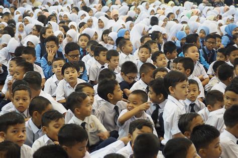 Check spelling or type a new query. PROGRAM JOM KE SEKOLAH