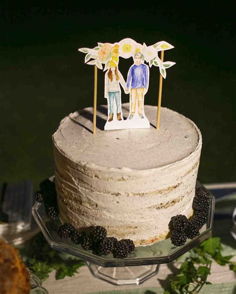 How to make a simple 2 tier wedding cake. 40 Simple Wedding Cakes That Are Gorgeously Understated ...