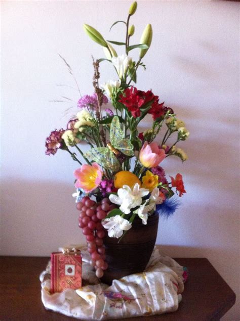 This Is Known As A Dutch And Flemish Artist Inspired Flower Arrangement