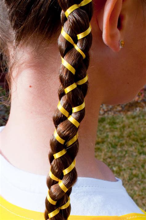 Continue braiding until you reach the end of your hair. Princess Piggies: 5-Strand Braid With Ribbon