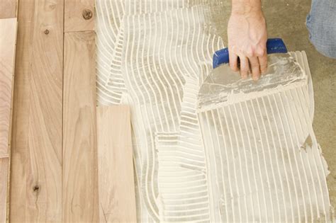 Glue Down Wood Flooring Vs Floating Flooring Guide By Cinvex