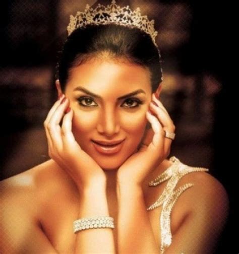 جزء يتبخر من سطح الأرض. «حورية فرغلي مش لوحدها».. فيديو وصور الفنانات قبل وبعد ...