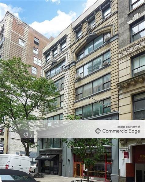 37 West 17th Street New York Ny Commercialsearch