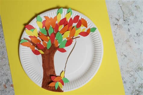 15 Fall Paper Plate Crafts Easy Fall Crafts For Kids Paper Plate Fun