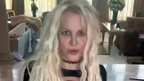 Britney Spears Pulled Over By Cops For Speeding And Gets Slapped With Ticket For Driving With No