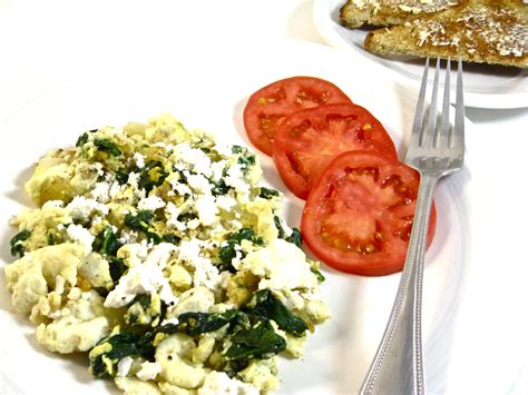 Instead of white rice with loads of oil, butter. Low Calorie Egg White Scramble With Spinach and Onions | Egg white scramble, Healthy low calorie ...