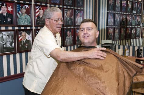 Barber Commemorates 45 Years Serving Paratroopers Article The