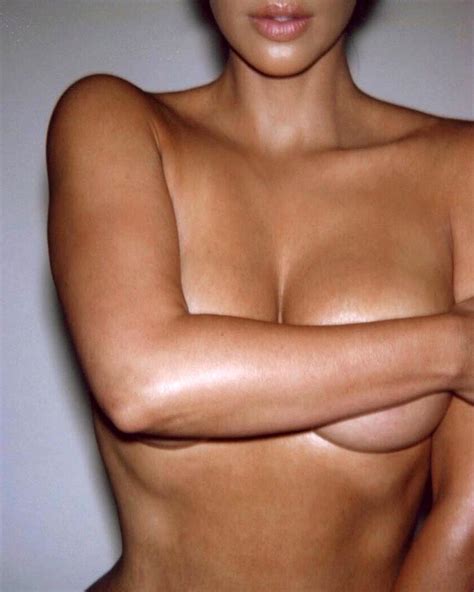 Kim Kardashian Bikini And Nude Photos From Her Vacation