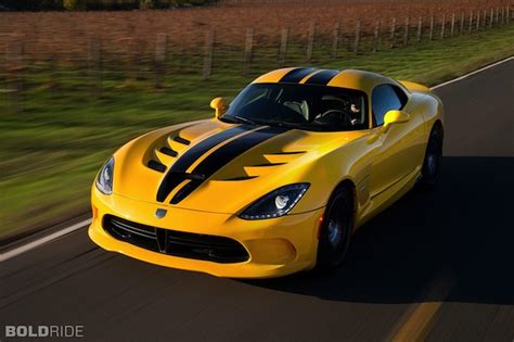 7 Supercars That Look Gorgeous In Yellow