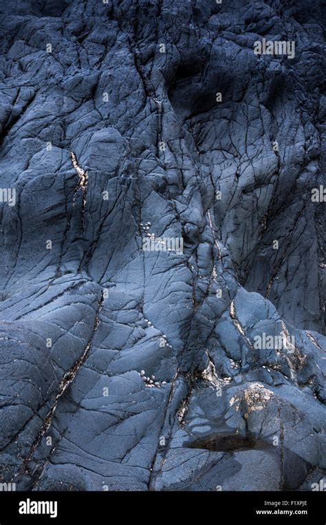 Dark Rocky Cliffs Hi Res Stock Photography And Images Alamy