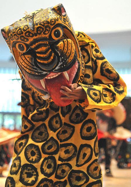 Las danzas apoyadas por el gobierno mexicano cumplían la función didáctica de. 293 best ideas about mexico: masks (mascaras) on Pinterest | Guanajuato, Mexican folk art and Jaguar
