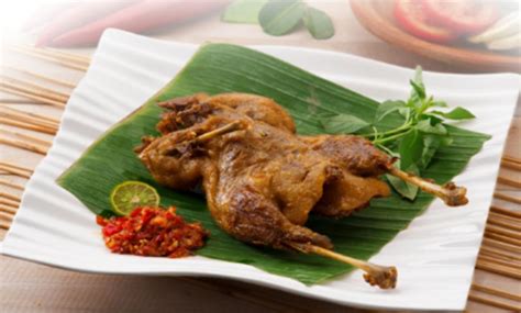 Check spelling or type a new query. Asli Menggoda! Berburu Kuliner Bebek di Madura | Harian ...