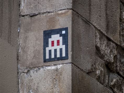 Space Invader En Elisabets Street Art En Barcelona