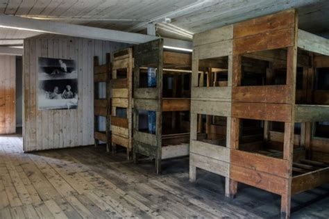 Holocaust Trial Germany Tries Former Ss Guard At Stutthof Camp Bbc News