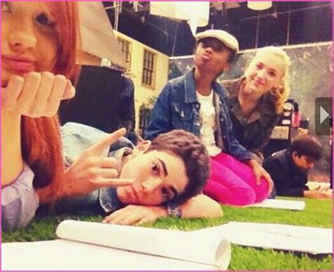 I Love This Picture Of The Jessie Cast Cameron Boyce Girlfriend Cameron Boyce Jessie