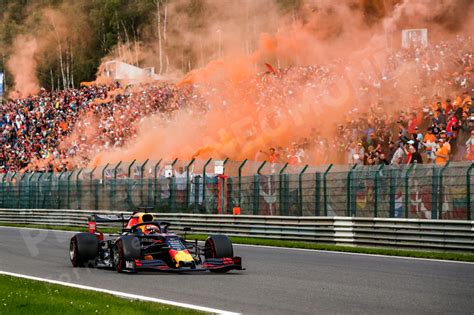 Max Verstappen Actie Gp Belgie 2019 De Site Vol Formule 1 Foto Posters