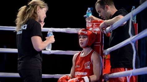 Mandy Bujold Weighs In On Olympic Eligibility Of Pro Boxers Cbc Sports