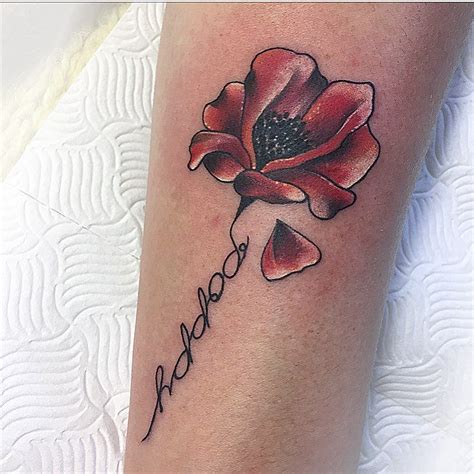 Motherhood Tattoos Popsugar Moms Tattoos For Daughters Name Flower