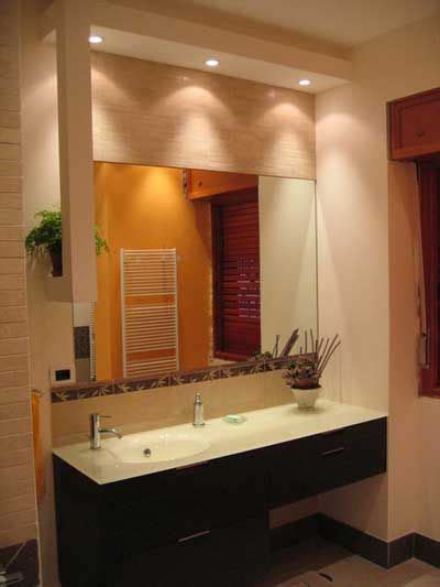Look for bathroom vanity lights that combine the best of modernity and vintage looks, like an led sconce that looks like it came from an art deco hotel or a brutalist bulkhead light that actually has two lamps inside. Related image | Bathroom recessed lighting, Light fixtures ...