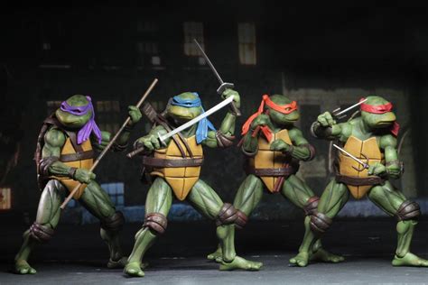 They have announced the teenage mutant ninja turtles 1990 movie the capture of splinter 7″ scale figure set. NECA Unveils an Awesome Line of TEENAGE MUTANT NINJA ...
