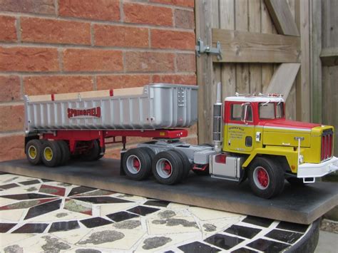 003.JPG | Model truck kits, Plastic model kits cars, Model cars kits
