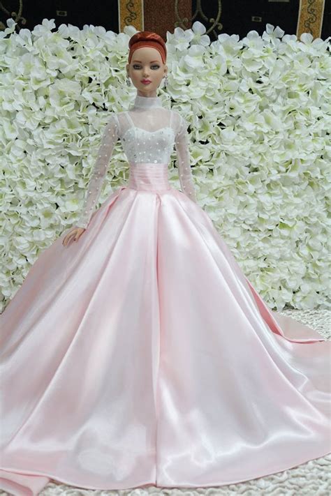 Pin By Tracey On Dress For Doll 22 Inch Barbie Wedding Dress Barbie