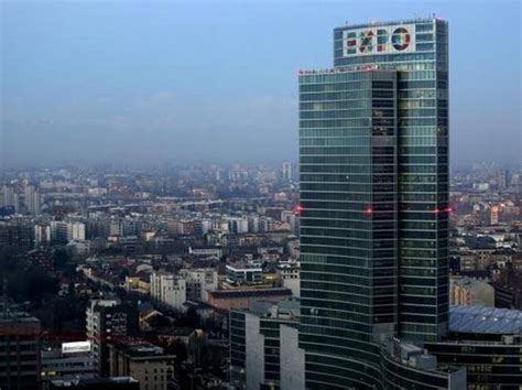 Piazza città di lombardia 1 milan. Lombardia Informatica, buco nella Rete: a rischio la ...