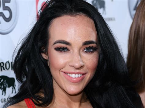 Stephanie Davis Shocks Fans With Bruises As She Celebrates Being Alive