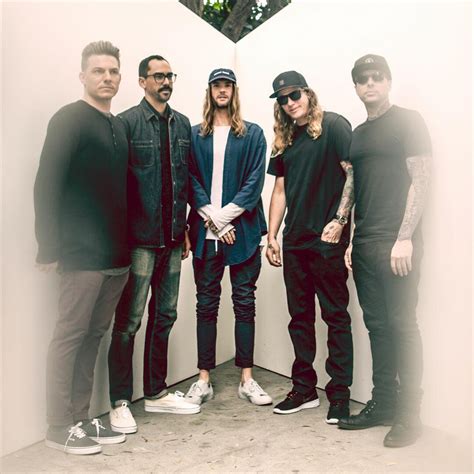 Dirty Heads Radio Listen To Free Music And Get The Latest Info Iheartradio