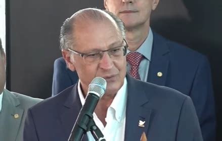 EM BRASÍLIA Com presença de João Azevêdo Geraldo Alckmin se filia ao