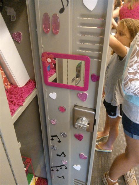 school locker decorations decorated school lockers i hate school back to school aesthetic