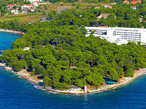 Narrow beach, forum und meeresorgel. Beaches in Zadar & Zadar Riviera - Croatia :)