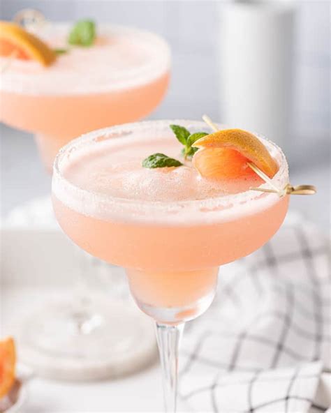 Easy Frozen Grapefruit Margarita Recipe Ready In Only 10 Minutes
