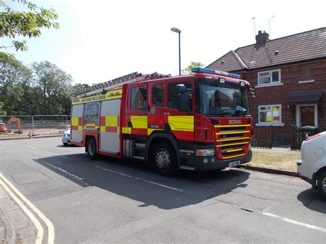 derbyshire fire and rescue wl55 fj07 amv scania p270 loc… flickr