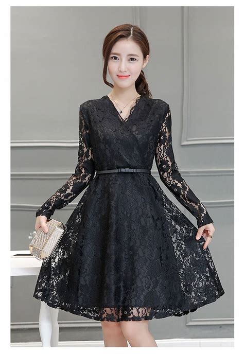 Korean Graceful Long Sleeved V Neck Black Lace Midi Dress