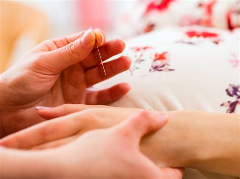 Find an acupuncturist in NYC at an alternative medicine studio