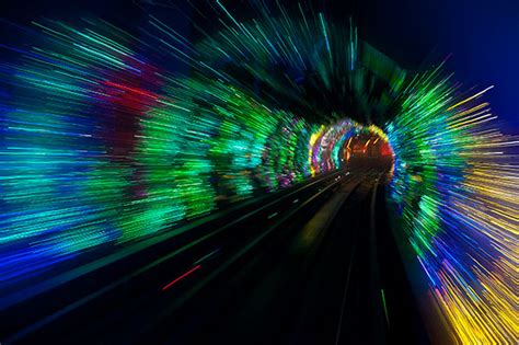 La vitesse de la lumière dans le vide (valeur exacte, par définition. PROGRESSISME-INFO: Lev Landau, sur la vitesse de la ...