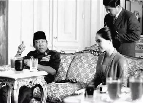 Cantik Di Usia 80 Tahun Begini Potret Ratna Sari Dewi Soekarno Yang