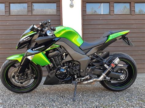 Super futuristic, super fast, super fun. Kawasaki Z1000 ABS - 2012 - Hvorfor nøjes med én Z1000?