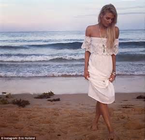 Erin Holland Rocks A Girl Next Door Look During A Day Out In Bondi