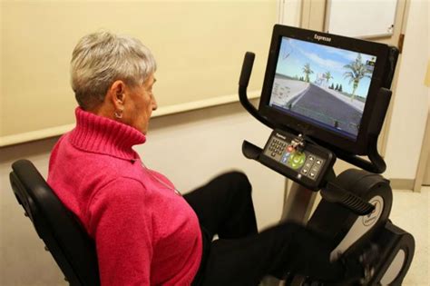 virtual reality bantu terapi pasien stroke medcom id