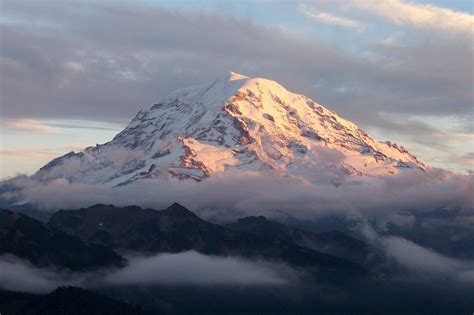 Scenic View Of Peak Of Mount Rainier Washington Image Free Stock