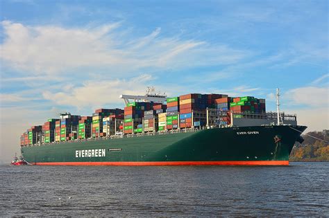 Schip (nl) category:imo 8320901 (en). Hafen Hamburg | Ever Given | IMO 9811000 | Containerschiff