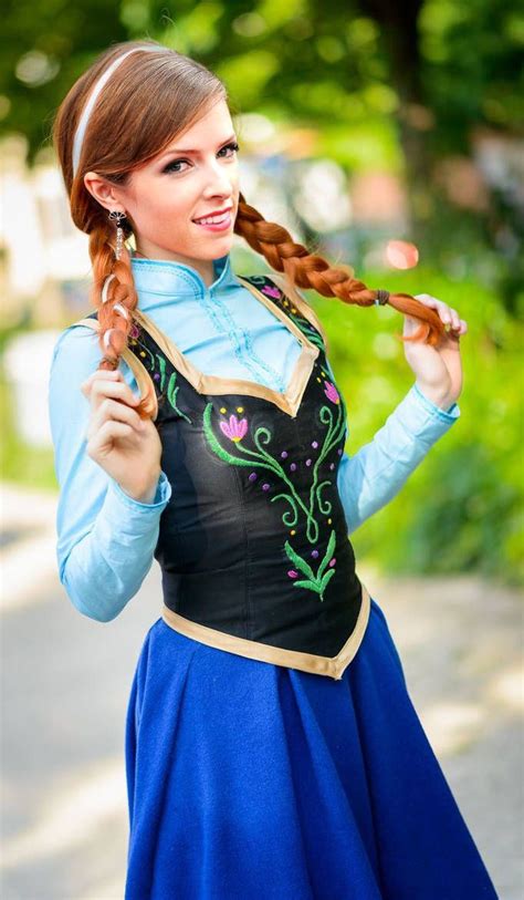 Anna Frozen By Foxyfur Princess Cosplay Disney Cosplay Disney Princess Cosplay