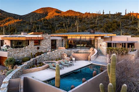 Photo 11 Of 15 In A Scottsdale Sanctuary Offers Stunning Views Inside