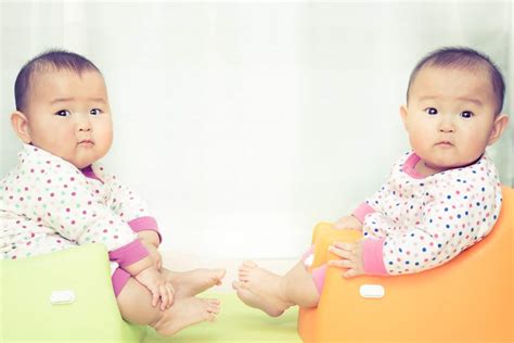 8 Macam Macam Bayi Kembar Yang Perlu Orangtua Ketahui Hello Sehat