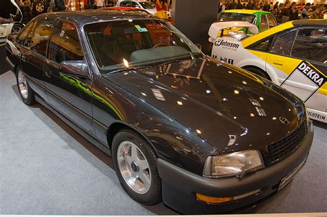 Opel senator b ✅ szukasz danych technicznych, opinii, raportów spalania lub wideotestów? Foto: Irmscher Senator B aus dem Jahr 1990 mit 4-Liter 6 ...