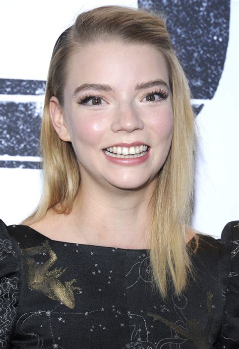 Anya Taylor-Joy Photos Photos - 'Split' New York Premiere ...